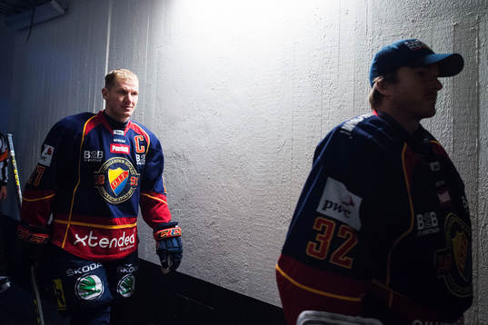 Djurgårdens Henrik Eriksson i korridoren