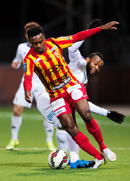 Syrianskas Success Chimankpa Nwosu och Östersunds Michael