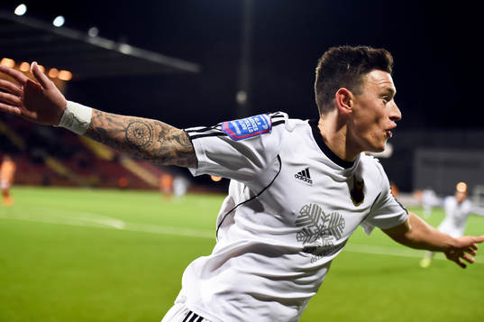 Östersunds Jamie Hopcutt jublar