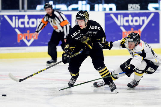 s Nicklas Heinerö och Västerås +v35+under