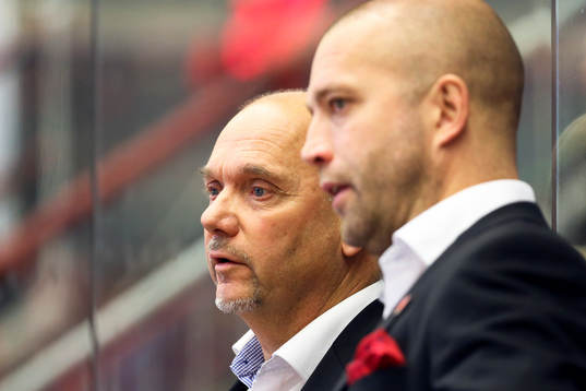 Örebros tränare Kent Johansson och assisterande tränare
