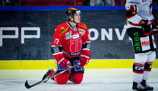 Örebros Daniel Viksten deppar