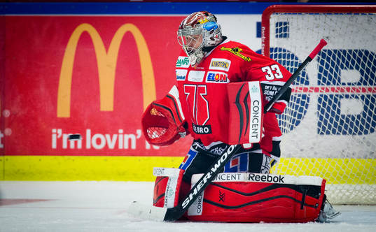 Örebros målvakt Julius Hudacek