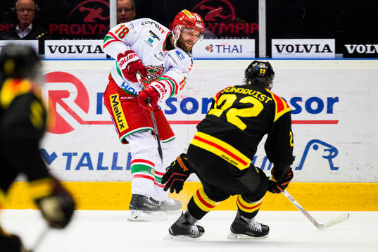 Modos Kyle Wilson och Brynäs Jörgen Sundqvistunder