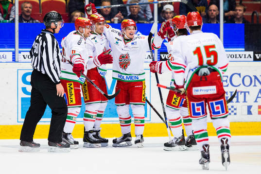 Modos Maxim Lapierre jublar