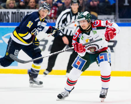 s Simon Önerud och Frölundas Ryan Lasch