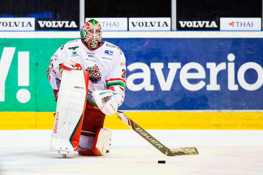 Modos målvakt Adam Reideborn