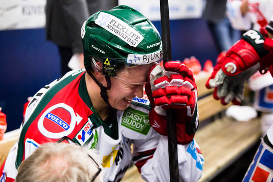 Frölundas Tom Nilsson har ont