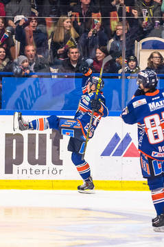 Växjös Tuomas Kiiskinen jublar