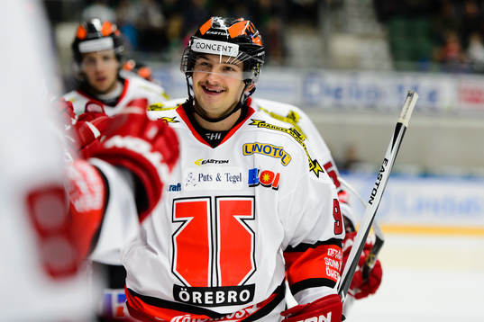 Örebros Libor Hudacek friar med båset