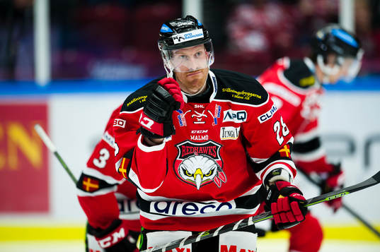 Malmö Redhawks Jens Olsson jublar