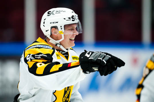 Skellefteås Patrik Zackrisson jublar