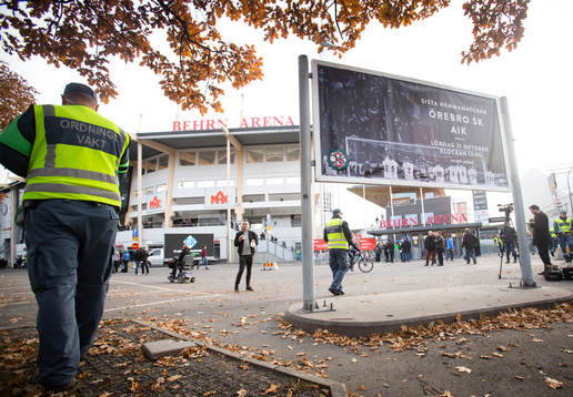 Ordningsvakter utanför Behrn Arena