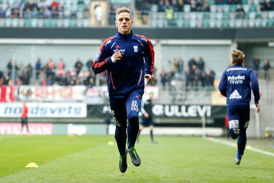IFK Göteborgs Sören Rieks värmer upp innan