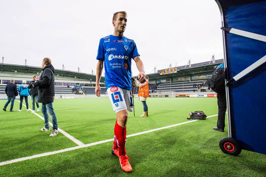Åtvidabergs Tor Öyvind Hovda lämnar plan