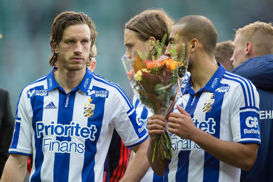 IFK Göteborgs Gustav Svensson och Haitam Aleesami deppar