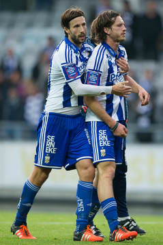 IFK Göteborgs Mattias Bjärsmyr och Gustav Svensson deppar
