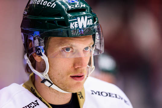 Färjestads Johan Ryno på uppvärmningen