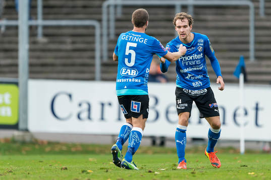 Halmstads Alexander Henningsson jublar