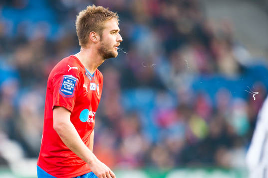 Helsingborgs Johan Mårtensson spottar