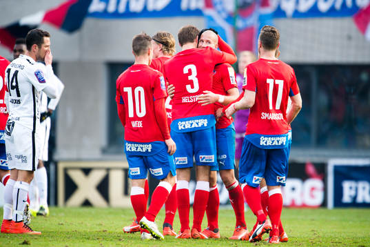 Helsingborgs Mattias Lindström bytts ut