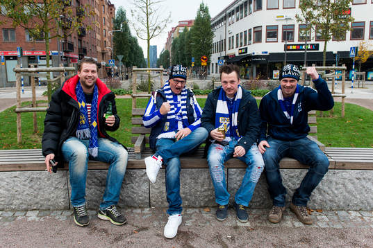 Supportrar laddar