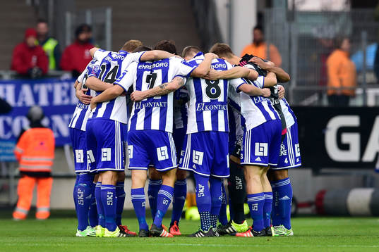 IFK Göteborgs spelare laddar