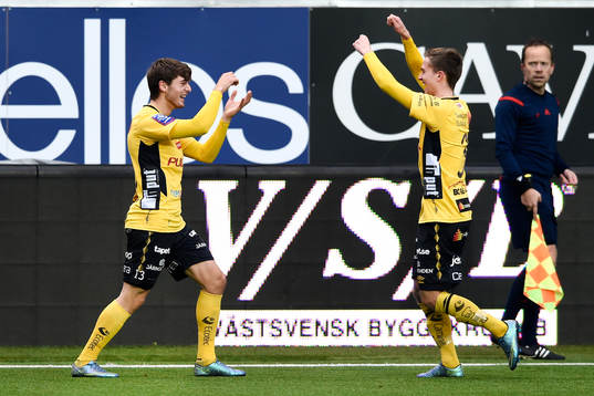 Elfsborgs Arber Zeneli jublar
