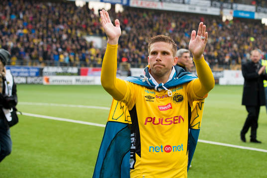 Elfsborgs Anders Svensson tackar publiken