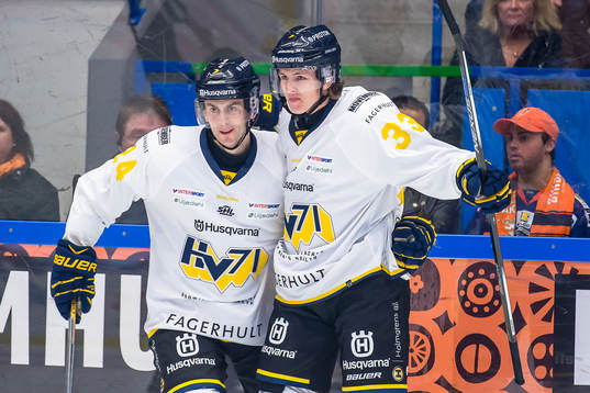 s Erik Christensen och Niklas Hansson jublar