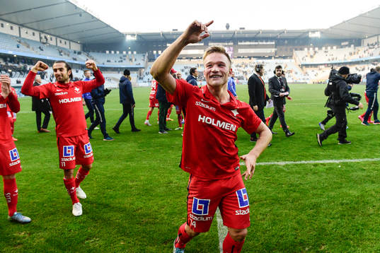 Norrköpings Niklas Bärkroth jublar