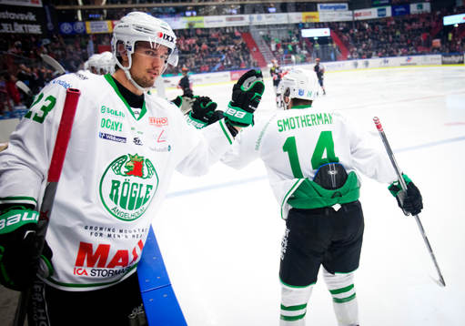 Rögles Jordan Smotherman jublar vid 1-2