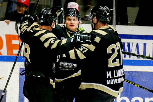 Skellefteås Patrik Zackrisson , Janne Pesonen och Martin