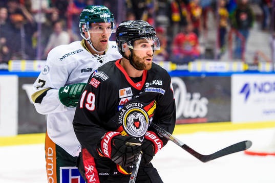 Luleås Jacob Lagacé och Färjestads Jonas Holös