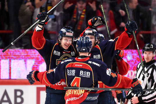Djurgårdens Adam Ollas Mattsson (tv) jublar