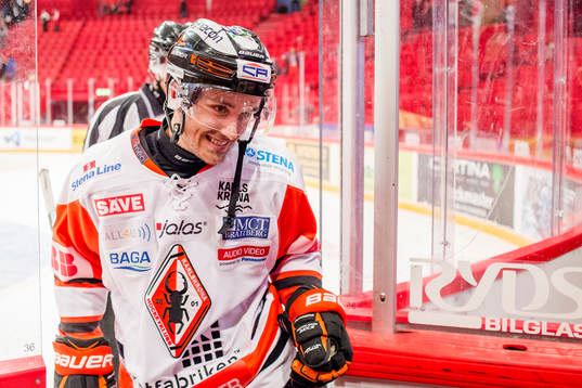 Karlskronas Robin Gartner jublar