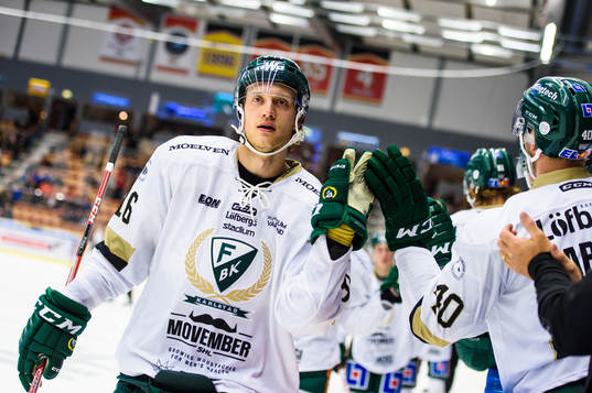 Färjestads Johan Ryno jublar