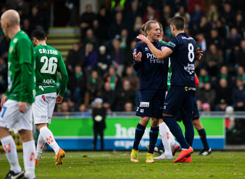 Utsiktens Jesper Westermark och Luka Mijaljevic jublar