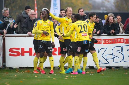 Mjällbys Ibrahim Teteh Bangura har gjort 1-0