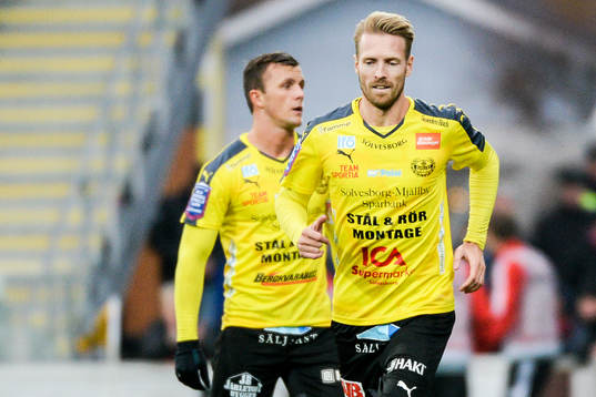 Mjällbys Christian Wilhelmsson blir inbytt