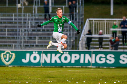 Jönköpings Tommy Thelin jublar