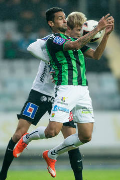 GAIS Francisco Wagsley Rodrigues De Sousa i kamp om bollen