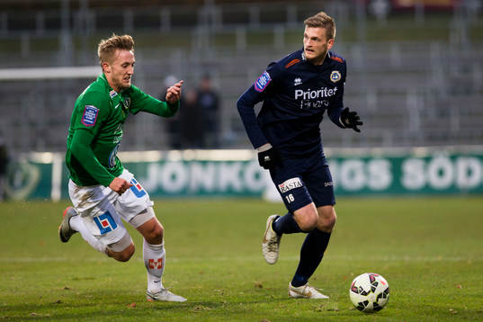 Jönköpings Jesper Svensson mot Utsiktens Peter Nilsson