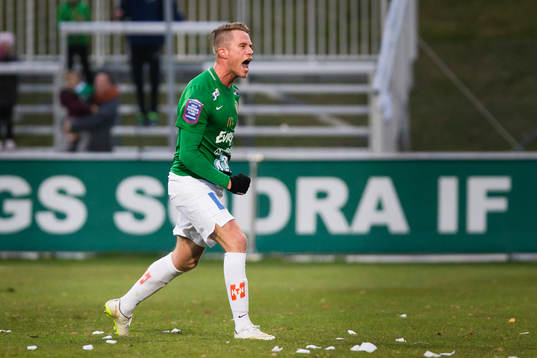 Jönköpings Tommy Thelin jublar