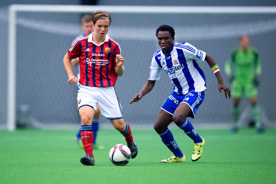Djurgårdens Alexander Bergendahl Kärki och IFK Göteborgs