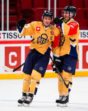 Lukko Raumas Ilkka Mikkola jublar