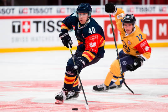 Djurgårdens Tomi Sallinen skäret före Lukko Raumas Turo