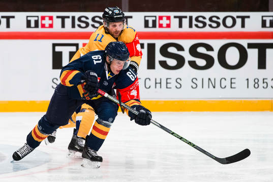 Lukko Raumas Aaron Gagnon och Djurgårdens Markus Ljungh
