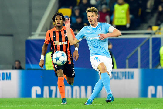 Malmö FFs Markus Rosenberg och Shakhtar Donetsks Fred