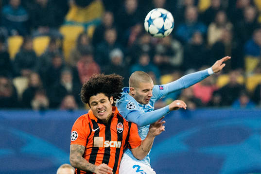 Shakhtar Donetsks Azevedo i nickduell med Malmö FFs